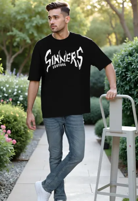 Leotude Oversized black half sleeves cottonblend tshirt - Image 4
