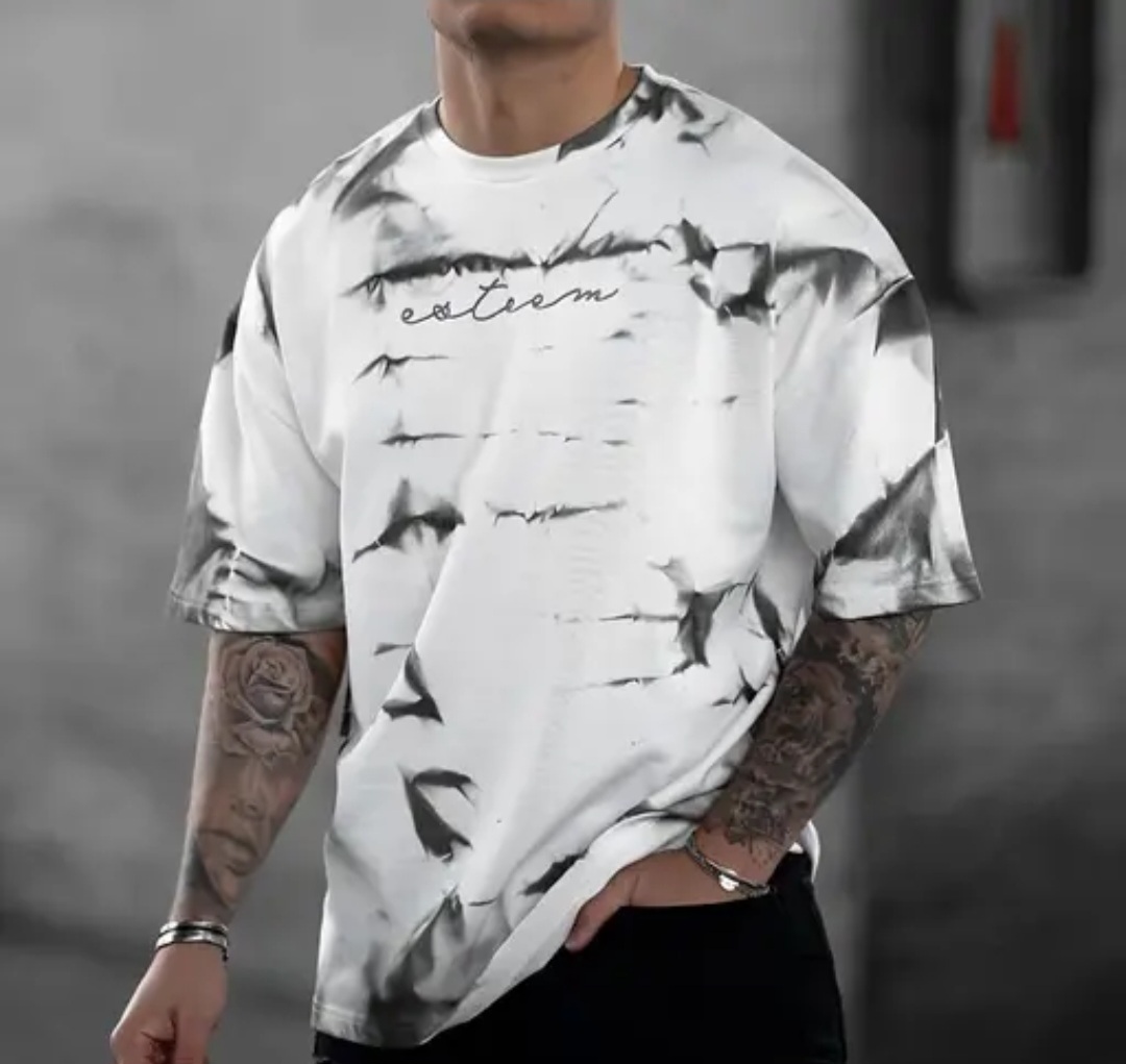 White oversized t shirt