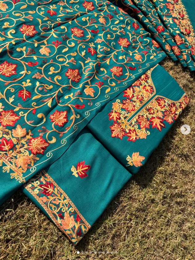 White Kashmiri Embroidered Salwar Kameez Suit Set - Image 3