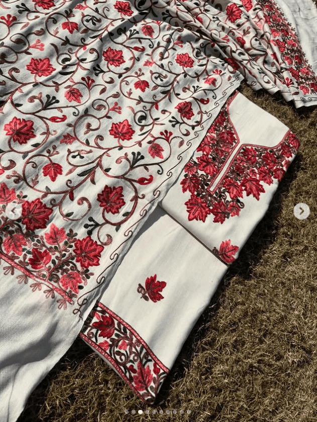 White Kashmiri Embroidered Salwar Kameez Suit Set